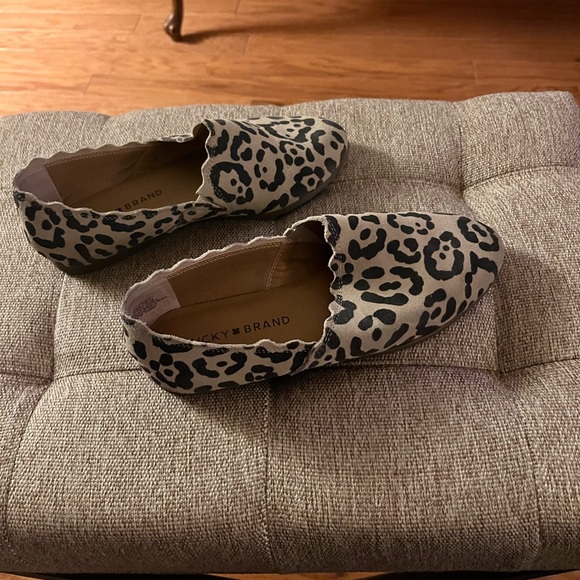 Lucky Brand Women's Leopard Print Loafers - Picture 2 of 6